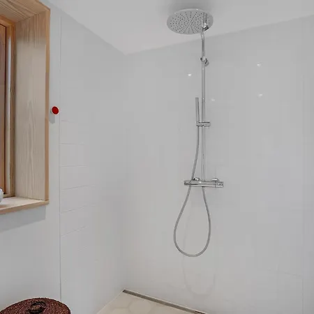 بيت للعطل 4 Bedroom Stunning In Knebel