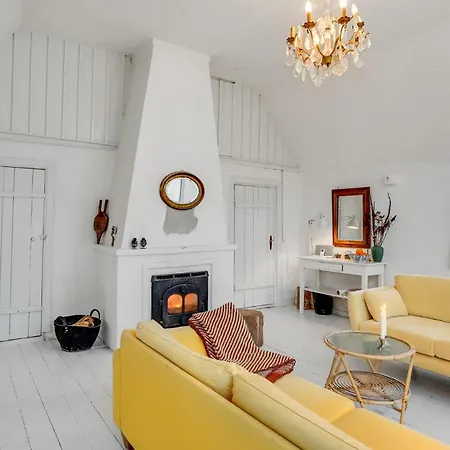 4 Bedroom Stunning In
